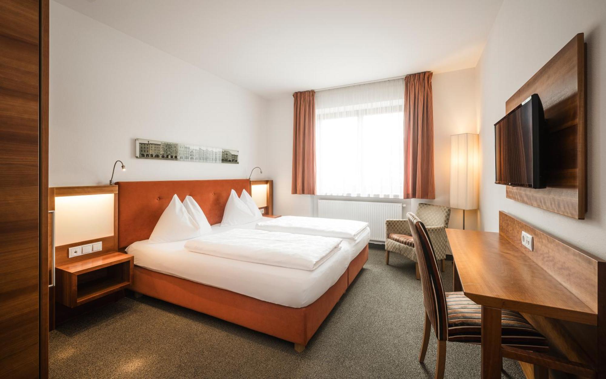 Hotel Clara Varna Esterno foto
