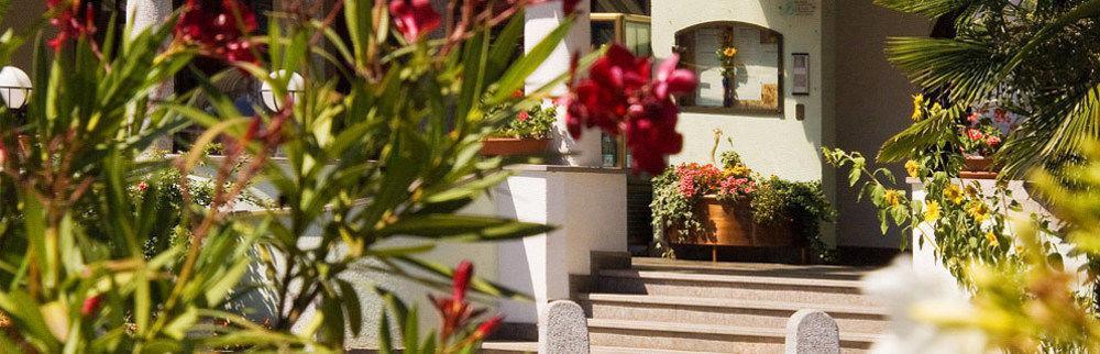 Hotel Clara Varna Esterno foto
