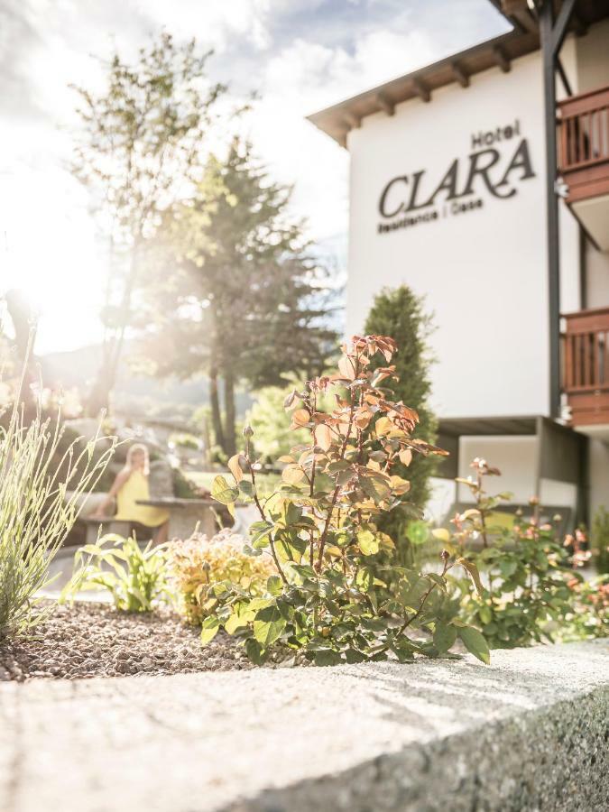Hotel Clara Varna Esterno foto